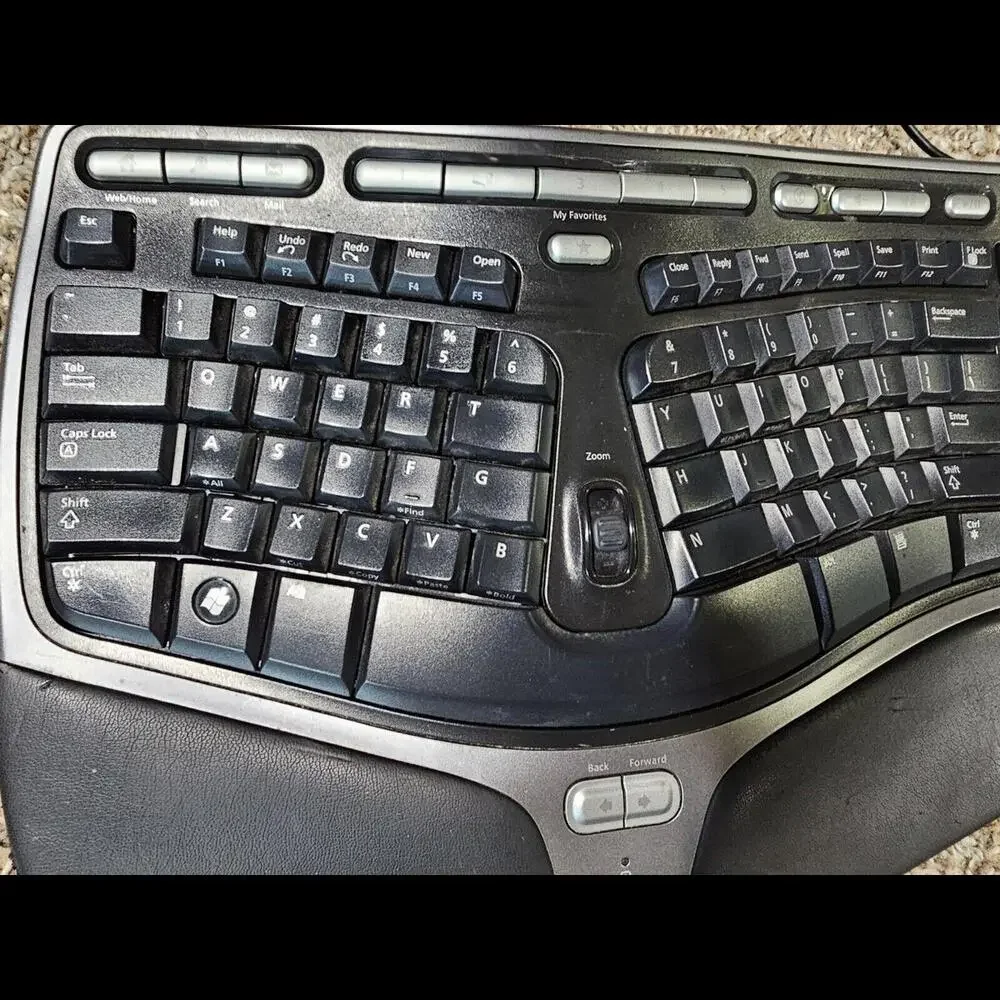 Microsoft Natural Ergonomic Keyboard USB 4000 V1.0 KU-0462 Model 1048 - Untested